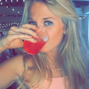 Meet your Posher, Alli